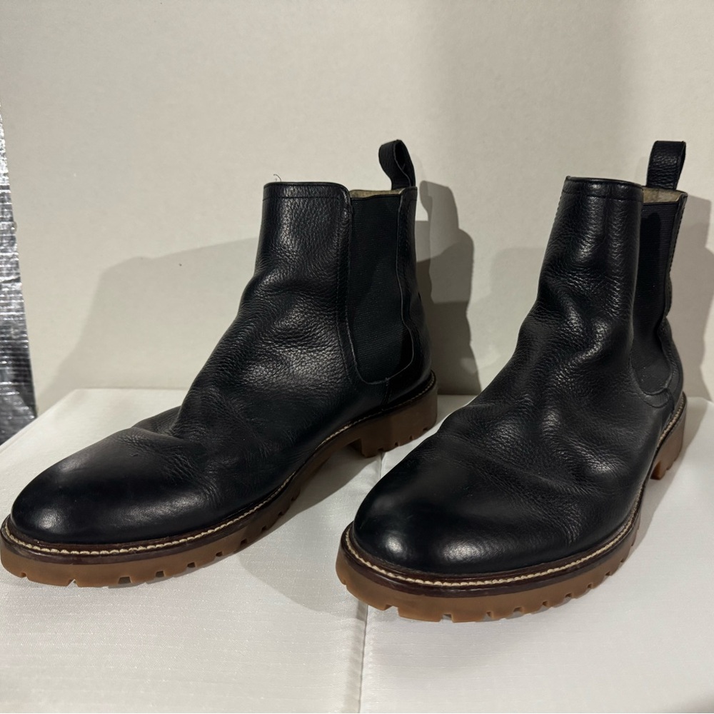 Banana Republic Black Leather Chelsea Boots